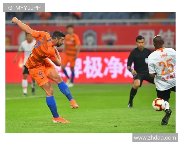 鲁能足球队奋勇争先展现团队精神与拼搏意志的辉煌历程